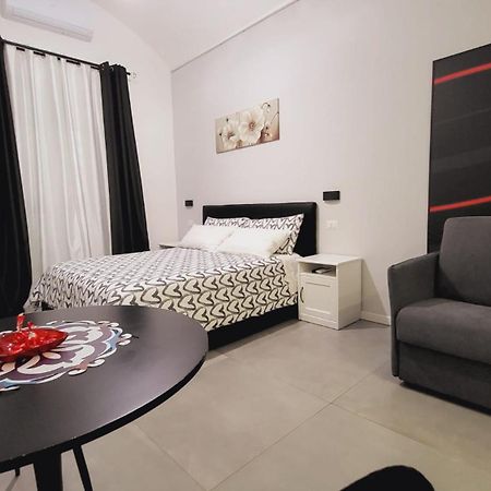 Giglio Rosso Bed & Breakfast บารี ภายนอก รูปภาพ